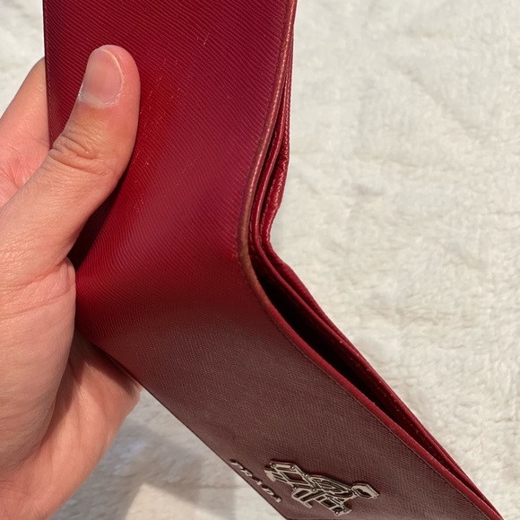 Authentic Prada wallet - Picture 10 of 10